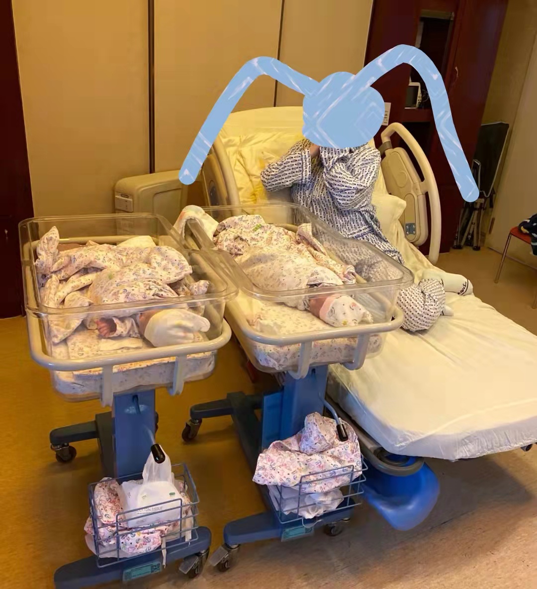 丈夫精子畸形症，到泰国康民国际医院试管婴儿喜获双胞胎